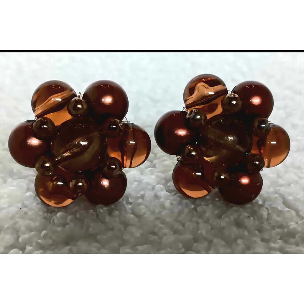 Vintage Brown Lucite Cluster Clip On Earrings 1.25 in - Picture 11 of 11